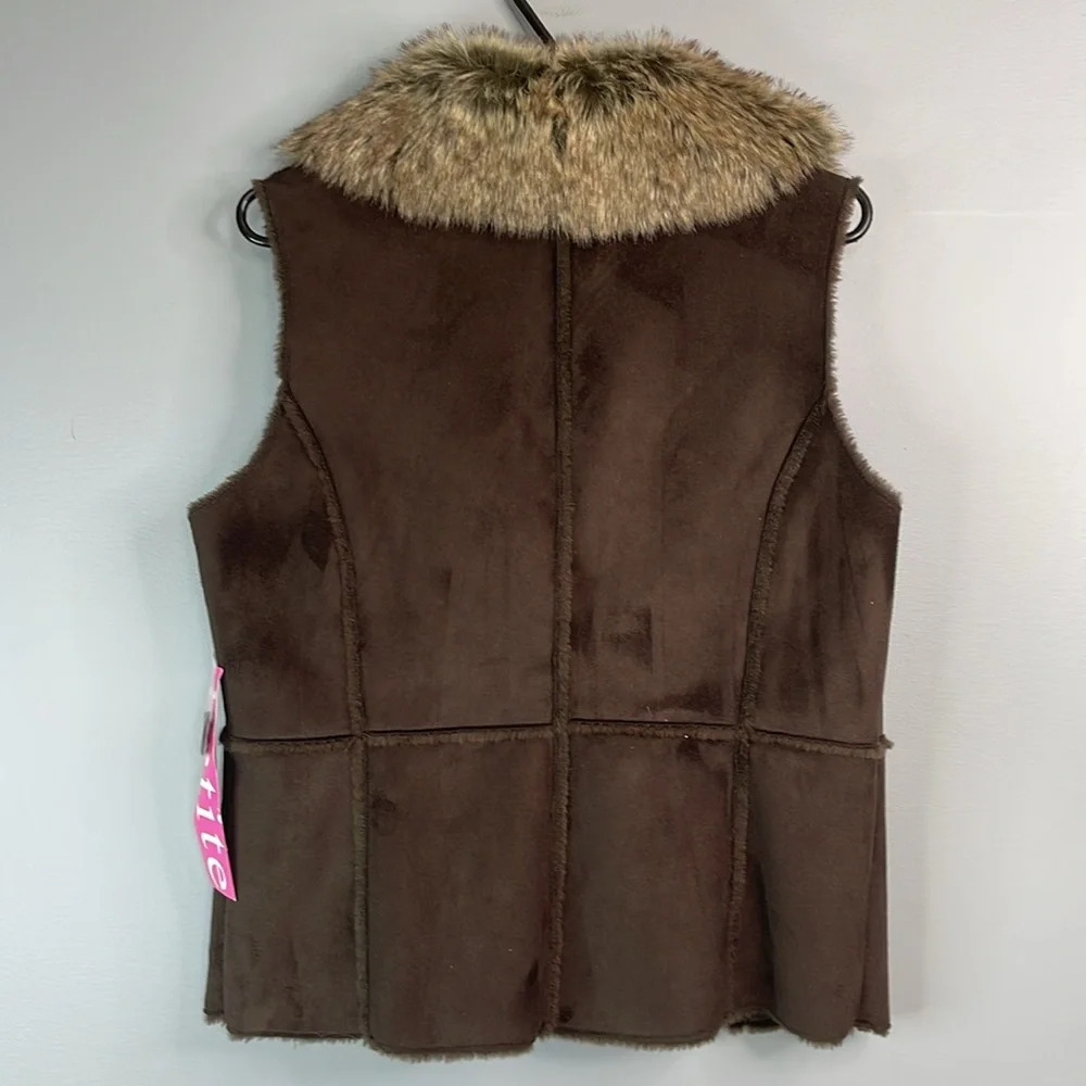 FLAIR SPORT NWT Fun Fur Shawl Collar Vest Brown Faux Suede Button Front MP - Picture 5 of 11
